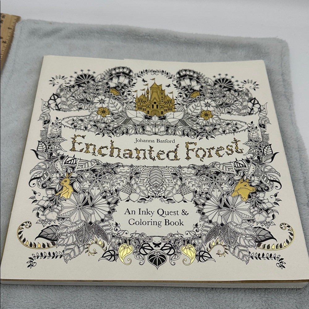 ENCHANTED FOREST BY: Johanna Basford-An Inky Quest & Coloring Book 84 Pages